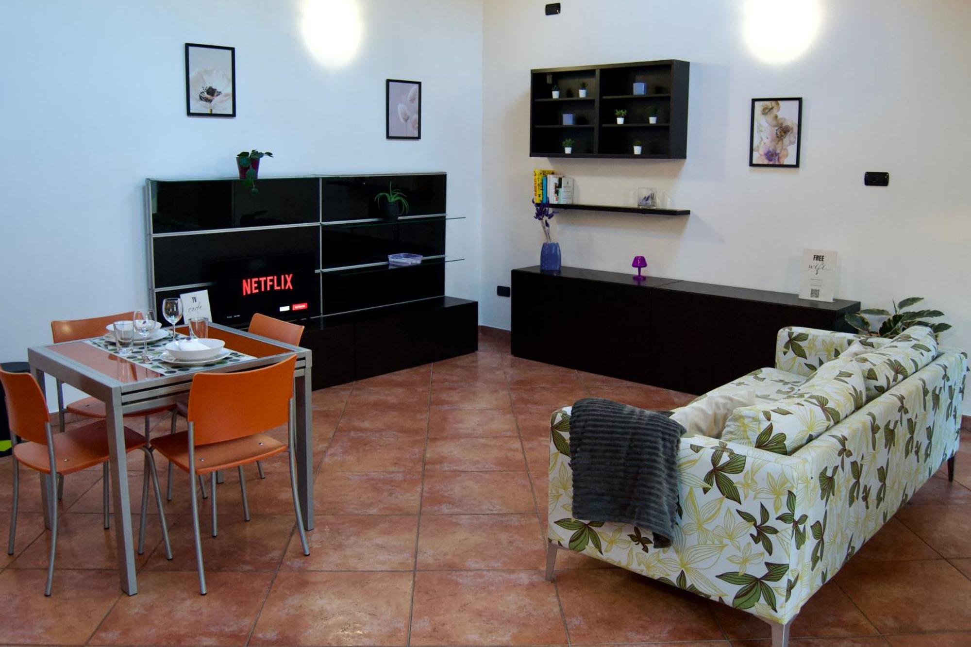 Casa Viola, Deliziosa Mansarda In Centro Storico Módena Exterior foto